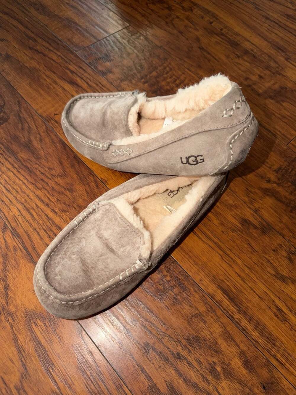UGG Ansley Light Brown Suede Shearling Lined Moccasin Slipper Shoes